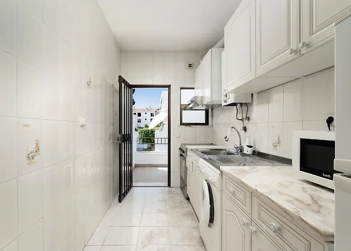 Apartament Mouramar One Bedroom Apartment, With Pool Quarteira