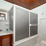 Mouramar One Bedroom Apartment, With Pool *